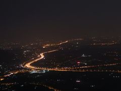 -鬼笑石后山停车场