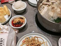 -宴全牛粤来越牛潮汕鲜牛肉火锅(海州万达广场店)
