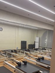 -依灵瑜伽普拉提连锁