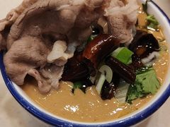 羊肉片-内蒙联营烧麦 草原石榴红(护国寺店)