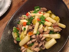 脆藕爆小肠-爱啤精酿·民谣酒馆(滨江店)