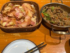 -老滇山寨•云南特色菜•地方菜•民族风情歌舞表演(金碧店)