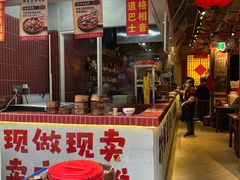 -有红鸡毛店·砂锅菜(抚琴夜市店)