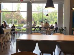 靠窗位-dotcom coffee古点咖啡(致真大厦店)