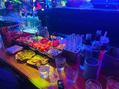 -喜鹊音乐酒馆(西街店)