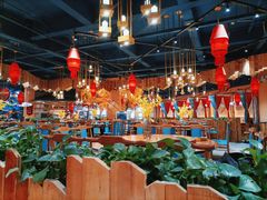 大堂-老滇山寨•云南特色菜•地方菜•民族风情歌舞表演(金碧店)