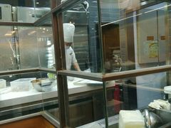 面包甜点陈列柜-面包新语(上地华联店)