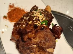 -三人行骨头王火锅(长寿店)