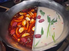 -湊湊火锅·茶憩(杭州湖滨银泰in77店)