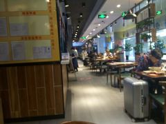 大堂-李先生牛肉面大王(济南火车站候车室店)