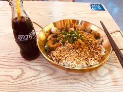 -佬巨化·衢州麻辣烫(运河上街店)