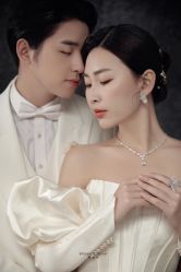 -喜爱高定婚纱摄影