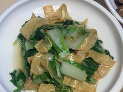 -皇宫大酒店
