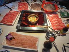 -二荆条·蜀鲜汇城市森林火锅