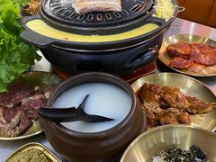-胡悦里韩式烤肉(芝罘万达广场店)