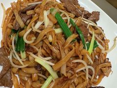 -香港新发烧腊茶餐厅(水围店)