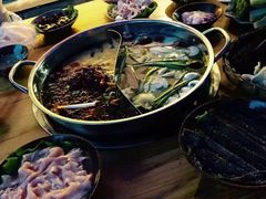 -岗上渣渣老火锅(两路口店)