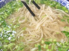 -陇上全荟兰州传统牛肉面(延吉路店)