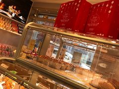 毛毛虫面包-好利来(革新店)