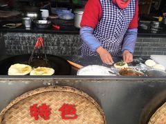 -大众跷脚牛肉馆·非遗传承单位(峨眉山店)