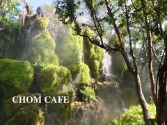 -Chom Cafe and Restaurant