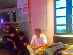 -沪小胖小龙虾(淮海中路旗舰店)
