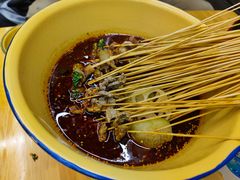-拈签一笑黄牛肉辣卤串串