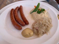 -LENBACH兰巴赫西餐啤酒坊(大连东港店)