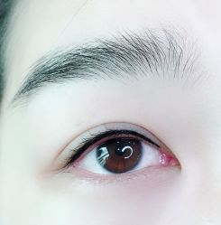 -轻妆Feel·半永久纹眉眼线