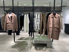 -王府井百货(中州中路店)