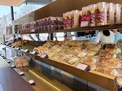-山与蓝·轻糖鲜果蛋糕(勒泰店)