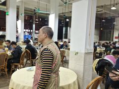 大堂-标记美食新鲜猪杂(兴南大道店)