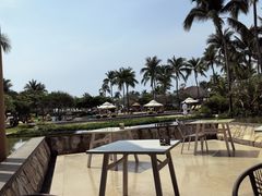 -亚龙湾希尔顿自助餐厅·海鲜·烧烤·沙滩BBQ·现场乐队
