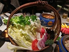 -享月汤皇·海鲜小火锅·聚会(曲江创意谷店)