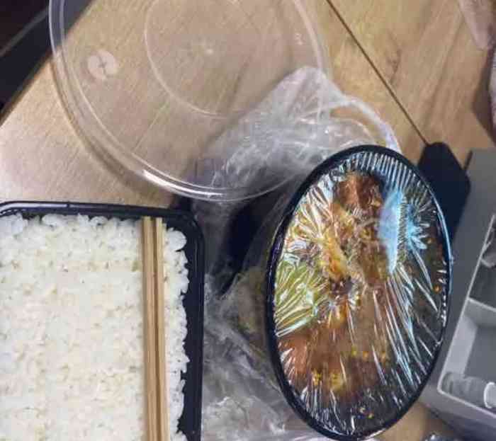 冒菜西施火锅冒菜(上海一店)-"外卖……宵夜……吃的冒菜……送过来挺