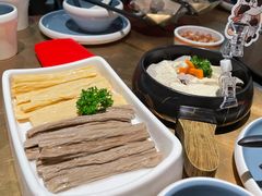 -左庭右院鲜牛肉火锅(苏州园区永旺店)