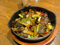 -云海肴·汽锅鸡·云南代表菜(天山百盛优客店)