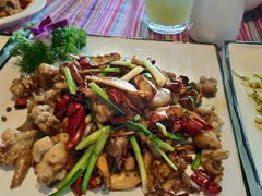 -香巴拉云南餐厅(华莱坞店)