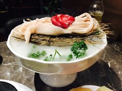 -佬土鹅肠火锅(解放路店)