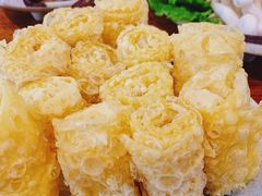 -毛辣果·贵州红酸汤牛肉火锅(西单店)