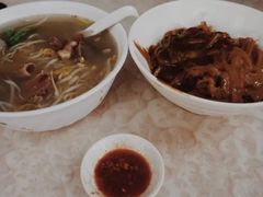 -华威达牛庄(黄埔大道西店)