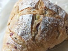 招牌三角芝士面包-Juicy Bakery(大学路店)