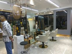 -V+SALON造型