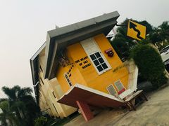 -倒立小屋