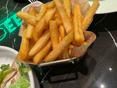 -DEEP·深美式餐吧(五棵松华熙LIVE店)