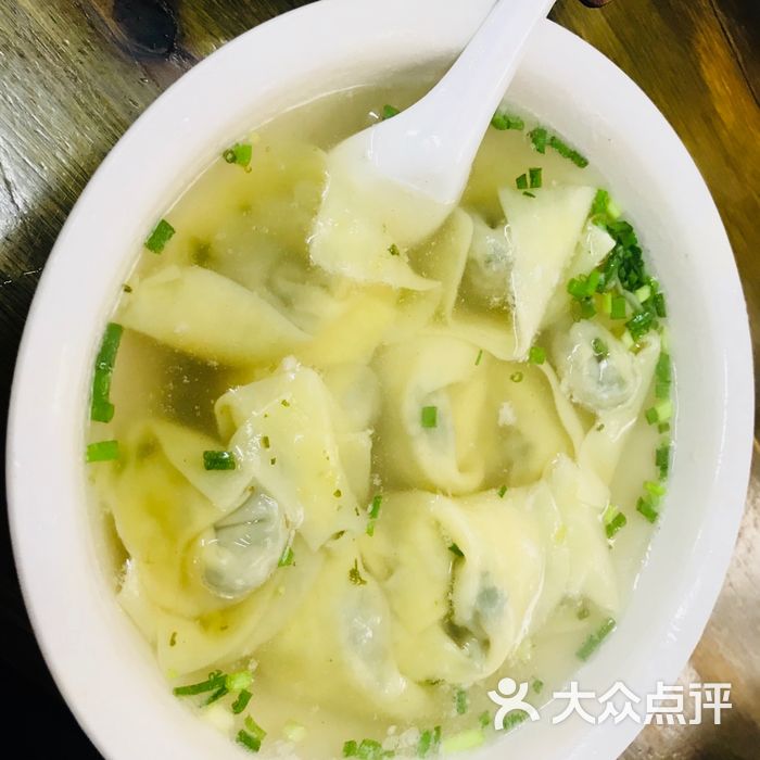 陆氏小馄饨图片