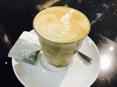 香菜拿铁-Bee Cafe轻食咖啡馆