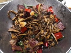 干锅茶树菇-江南公社(跨塘店)