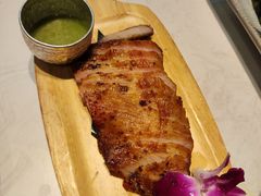 香烤猪颈肉配秘制蘸料-正泰餐厅AmazingThai(新奥购物中心店)