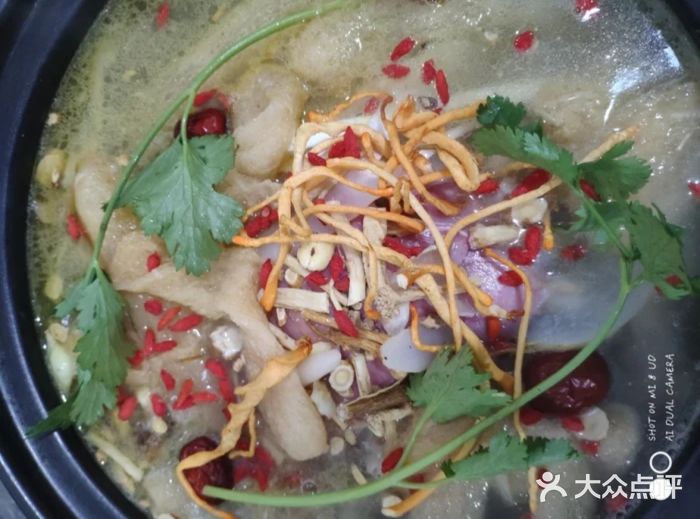汤好喝·昭通天麻竹荪火腿鸡图片
